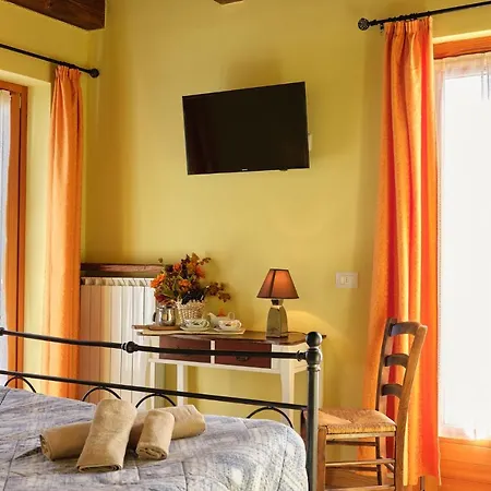 Circolo Operaio Acli Guest house *