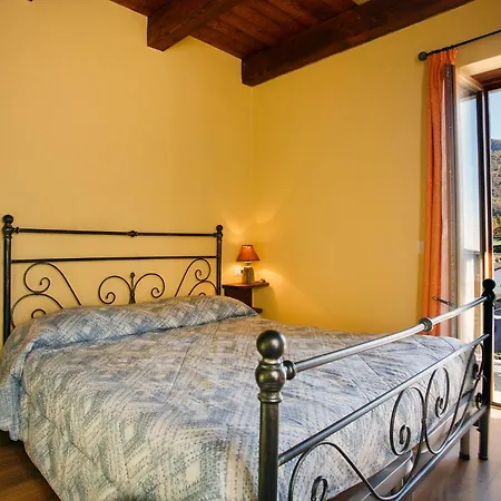 Circolo Operaio Acli 게스트하우스 Colloro